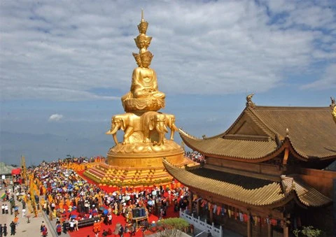 Núi Nga Mi - một địa chỉ nổi tiếng của Phật giáo Trung Quốc